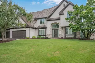 10451 White Tail Crossing, Eden Prairie, MN 55347 - Photo 4