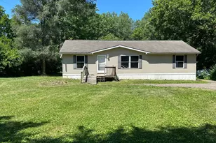 994 Rabbit Rd, Saint Peter, MN 56082 - Photo 1