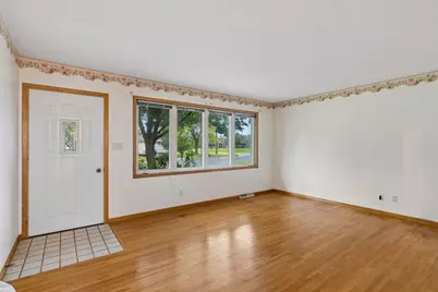 3609 Rolling View Drive, White Bear Lake, MN 55110 - Photo 4