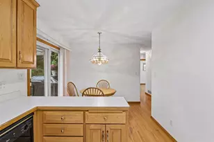 3609 Rolling View Dr, White Bear Lake, MN 55110 - Photo 16