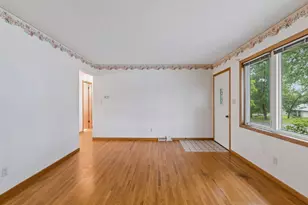 3609 Rolling View Dr, White Bear Lake, MN 55110 - Photo 8