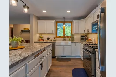 812 Spruce Grove Lane NW, Bemidji, MN 56601 - Photo 8