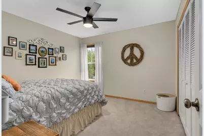 848 Newberry Lane, Chaska, MN 55318 - Photo 16
