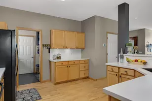 848 Newberry Ln, Chaska, MN 55318 - Photo 10