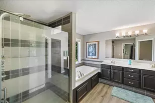 2727 Viola Ct, Shakopee, MN 55379 - Photo 24