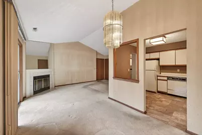 2576 Moundsview Drive #7, Mounds View, MN 55112 - Photo 12