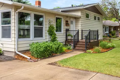 2014 10th Street N, Fargo, ND 58102 - Photo 2