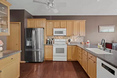 7515 5th Street N, Oakdale, MN 55128 - Photo 8