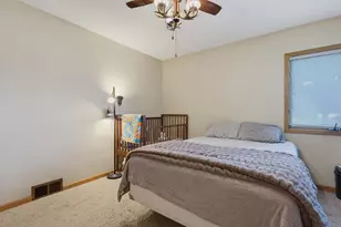 604 Kandiyohi Ave, Prinsburg, MN 56281 - Photo 8