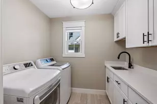 540 Holly Ave, Saint Paul, MN 55102 - Photo 32