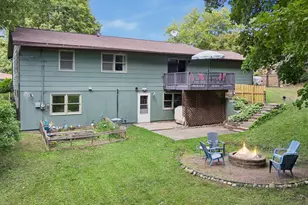 2205 Oakwood Dr, Burnsville, MN 55306 - Photo 6