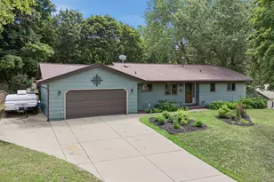 2205 Oakwood Dr, Burnsville, MN 55306 - Photo 4
