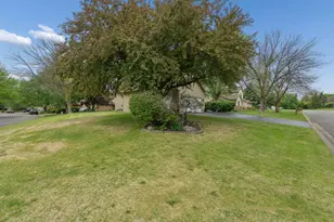 9249 Ashley Terrace, Brooklyn Park, MN 55443 - Photo 30