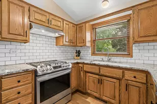 9249 Ashley Terrace, Brooklyn Park, MN 55443 - Photo 4