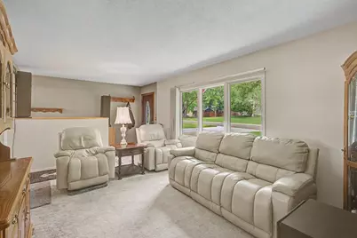 6535 Berkshire Lane N, Maple Grove, MN 55311 - Photo 8
