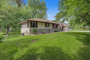 6535 Berkshire Ln N, Maple Grove, MN 55311 - Photo 18