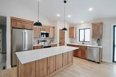 348 Highlands Avenue, Zumbrota, MN 55992 - Photo 2