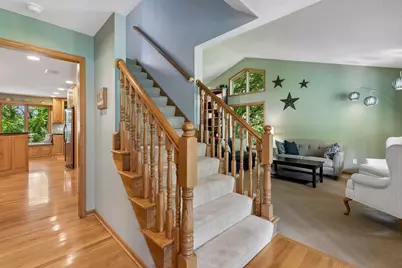 13437 Georgia Circle, Apple Valley, MN 55124 - Photo 4