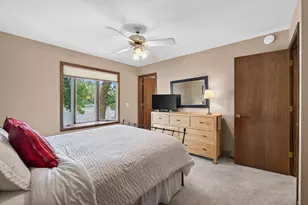 7183 Birchview Rd, Maple Grove, MN 55369 - Photo 12