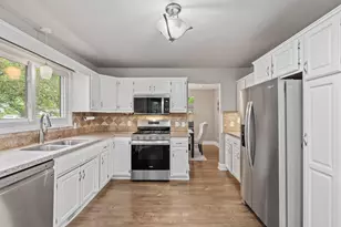 4770 Yorktown Ln N, Plymouth, MN 55442 - Photo 14