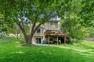 4770 Yorktown Ln N, Plymouth, MN 55442 - Photo 4