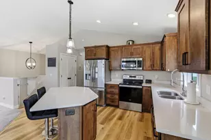 18532 Salem St NW, Elk River, MN 55330 - Photo 8