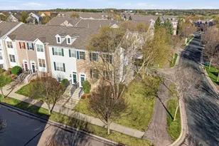 9980 Wildflower Dr, Eden Prairie, MN 55347 - Photo 28