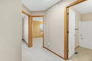 9980 Wildflower Dr, Eden Prairie, MN 55347 - Photo 22