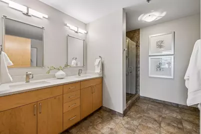 215 10th Avenue S #321, Minneapolis, MN 55415 - Photo 22