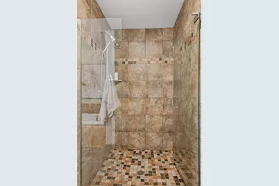 215 10th Avenue S #321, Minneapolis, MN 55415 - Photo 24