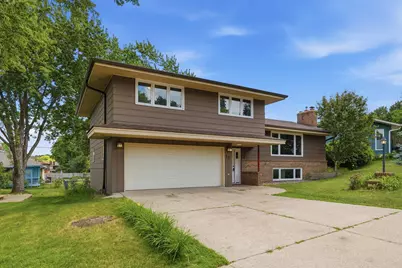 48 Winthrop Street N, Saint Paul, MN 55119 - Photo 2