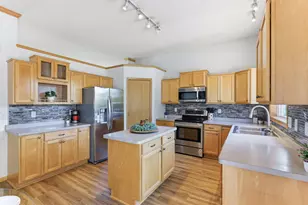 19886 Evensong Ave, Farmington, MN 55024 - Photo 12