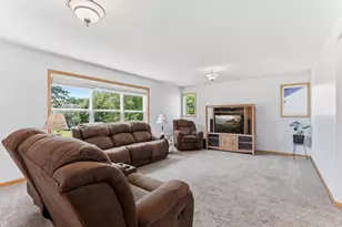 19886 Evensong Ave, Farmington, MN 55024 - Photo 14