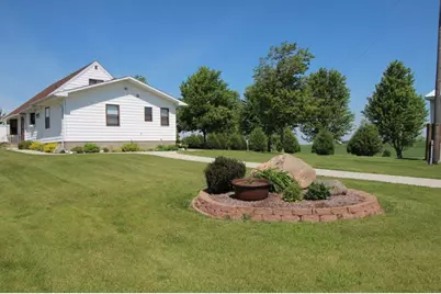 11697 210th Street E, Kenyon, MN 55946 - Photo 8