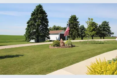11697 210th Street E, Kenyon, MN 55946 - Photo 10