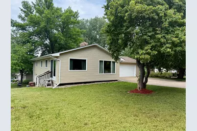 911 2nd Avenue S, Buffalo, MN 55313 - Photo 2