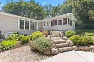 8100 Oakmere Rd, Bloomington, MN 55438 - Photo 34