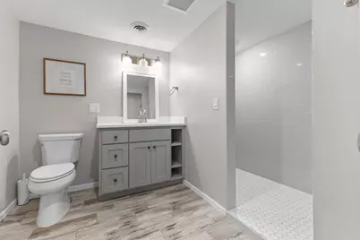 8100 Oakmere Road, Bloomington, MN 55438 - Photo 64