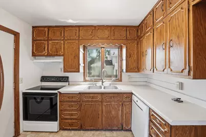 225 Main Street W, Melrose, MN 56352 - Photo 30