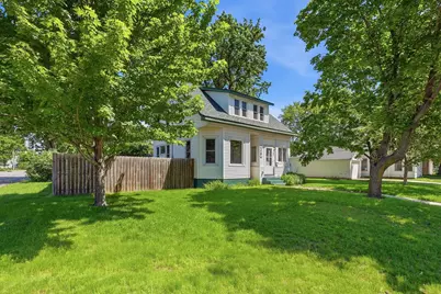 225 Main Street W, Melrose, MN 56352 - Photo 4