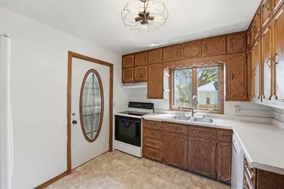 225 Main Street W, Melrose, MN 56352 - Photo 32