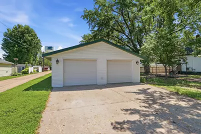 225 Main Street W, Melrose, MN 56352 - Photo 14
