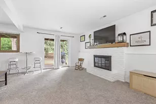1411 Oak Leaf Ln, Burnsville, MN 55337 - Photo 18
