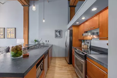 210 N 2nd Street #206, Minneapolis, MN 55401 - Photo 8