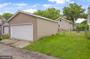 1868 Hawthorne Ave E, Saint Paul, MN 55119 - Photo 22