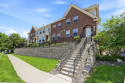 8262 Labont Way #5, Eden Prairie, MN 55344 - Photo 2