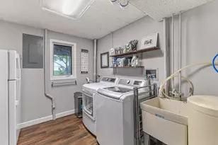 216 Forestview Ln N, Plymouth, MN 55441 - Photo 34