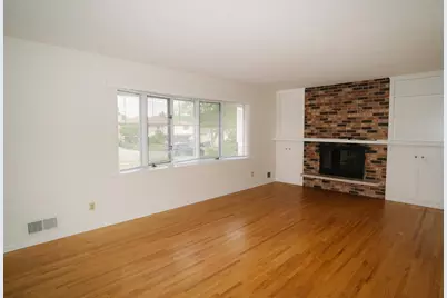 2230 Falcon Avenue, Saint Paul, MN 55119 - Photo 10