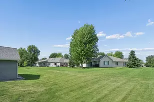 900 19th St SE, Willmar, MN 56201 - Photo 36