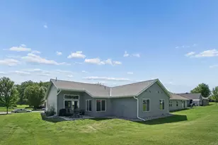 900 19th St SE, Willmar, MN 56201 - Photo 2
